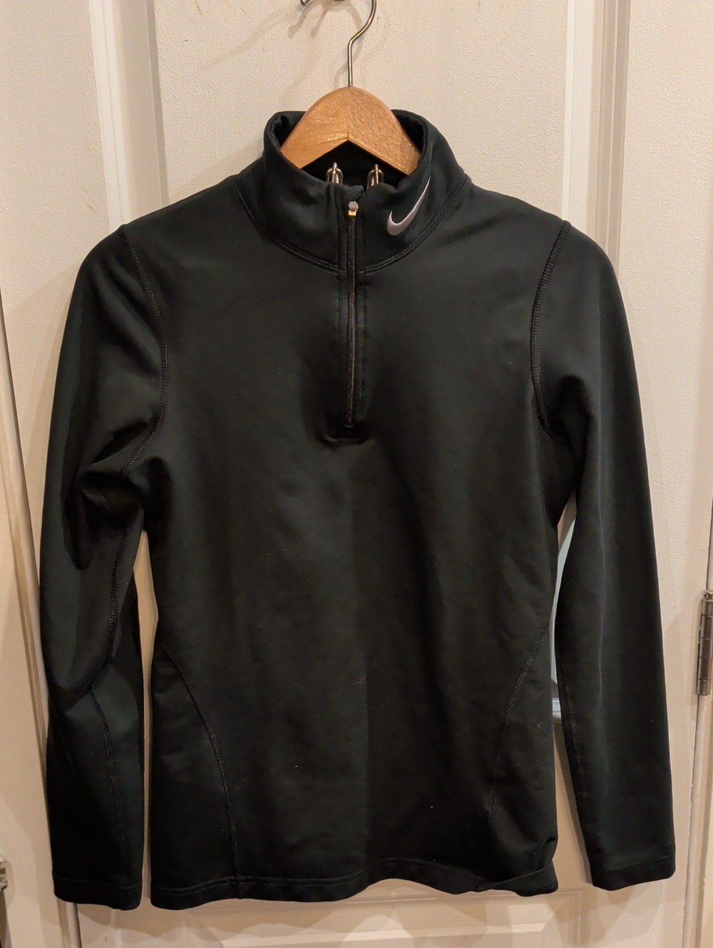 Nike Fit Dry Black Half-Zip Performance Ling Sleeve